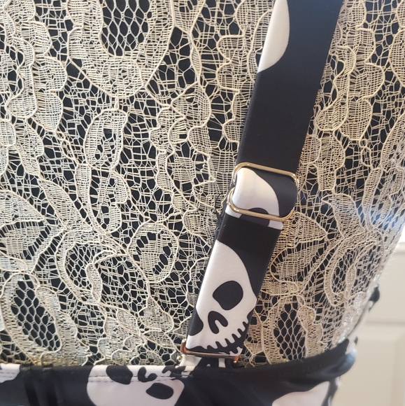 Sourpuss- Discontinued Skull Swimsuit! - Picture 4 of 8